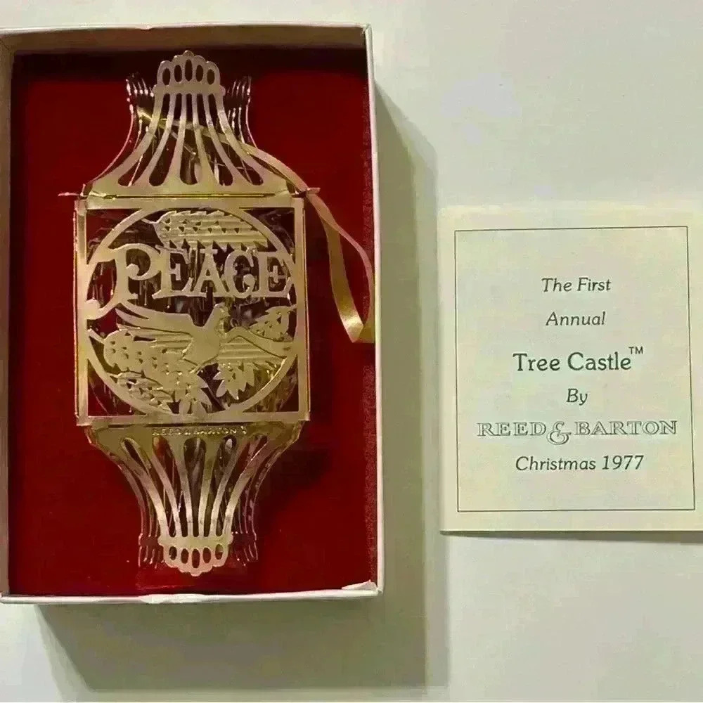 Reed & Barton 20k Gold Plated Ornament- 1977 Christmas Holiday Peace w Dove